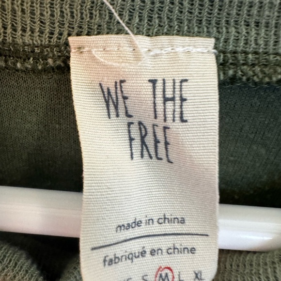 Free People Olive Green Lightweight Knit Zipper Shoulder Sweater | M - Picture 4 of 5